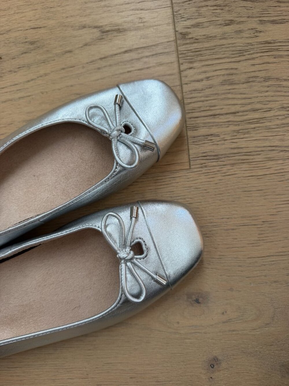 Vionic Ballet Flats - Picture 3 of 3